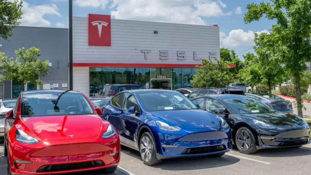 Tương lai của Tesla: Bước tiến và thách thức thị trường xe điện